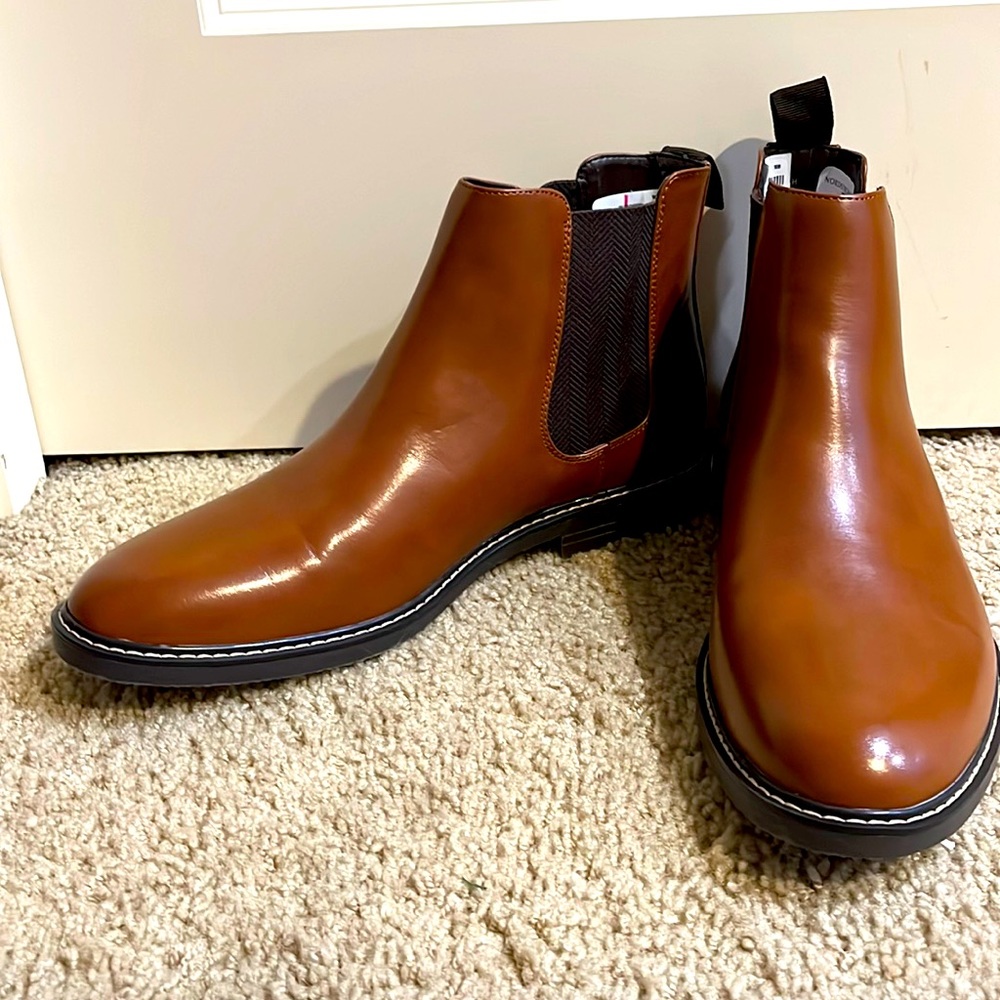 Keneth Cole reaction Ely Chelsea boots